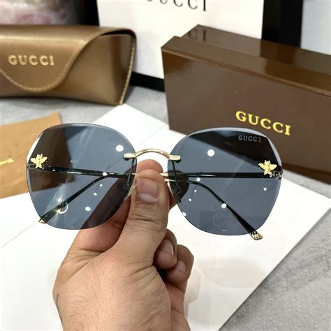 gucci bee pendant sunglasses|gucci oversized clear sunglasses.